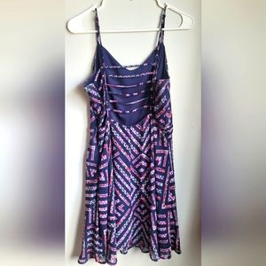 Scrappy low-back Purple mini dress